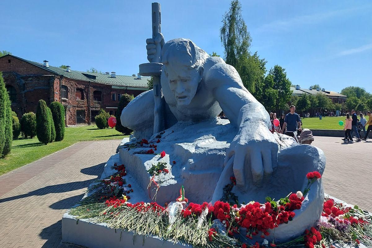 БЕЛАРУСЬ- ДОРОГАМИ ПАМЯТИ